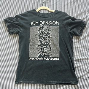 Brandy Melville Unisex Adult Unknown Pleasures Joy Division T-Shirt